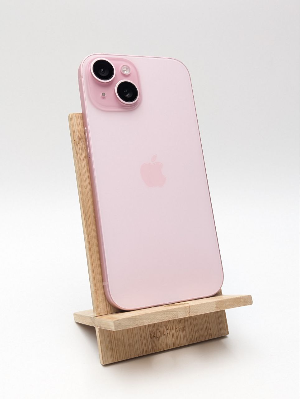 Apple iPhone 15 128GB różowy (Używany)