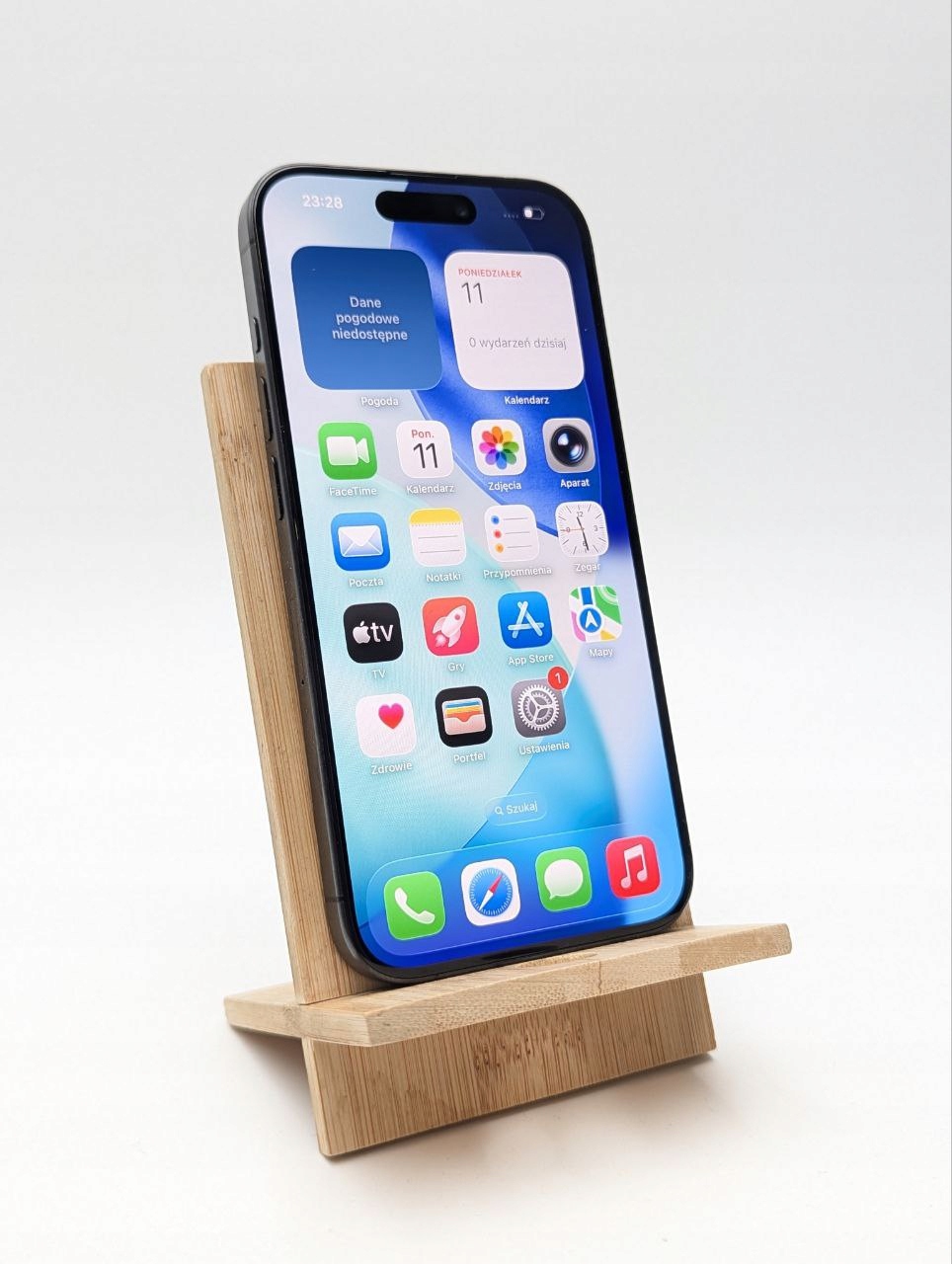 Smartfon Apple iPhone 15 Pro 8 GB / 128 GB czarny (Powystawowy)