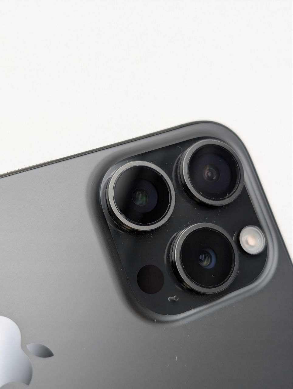 thumb Apple iPhone 15 Pro 128GB Czarny | eSim| bateria 100% (Powystawowy)