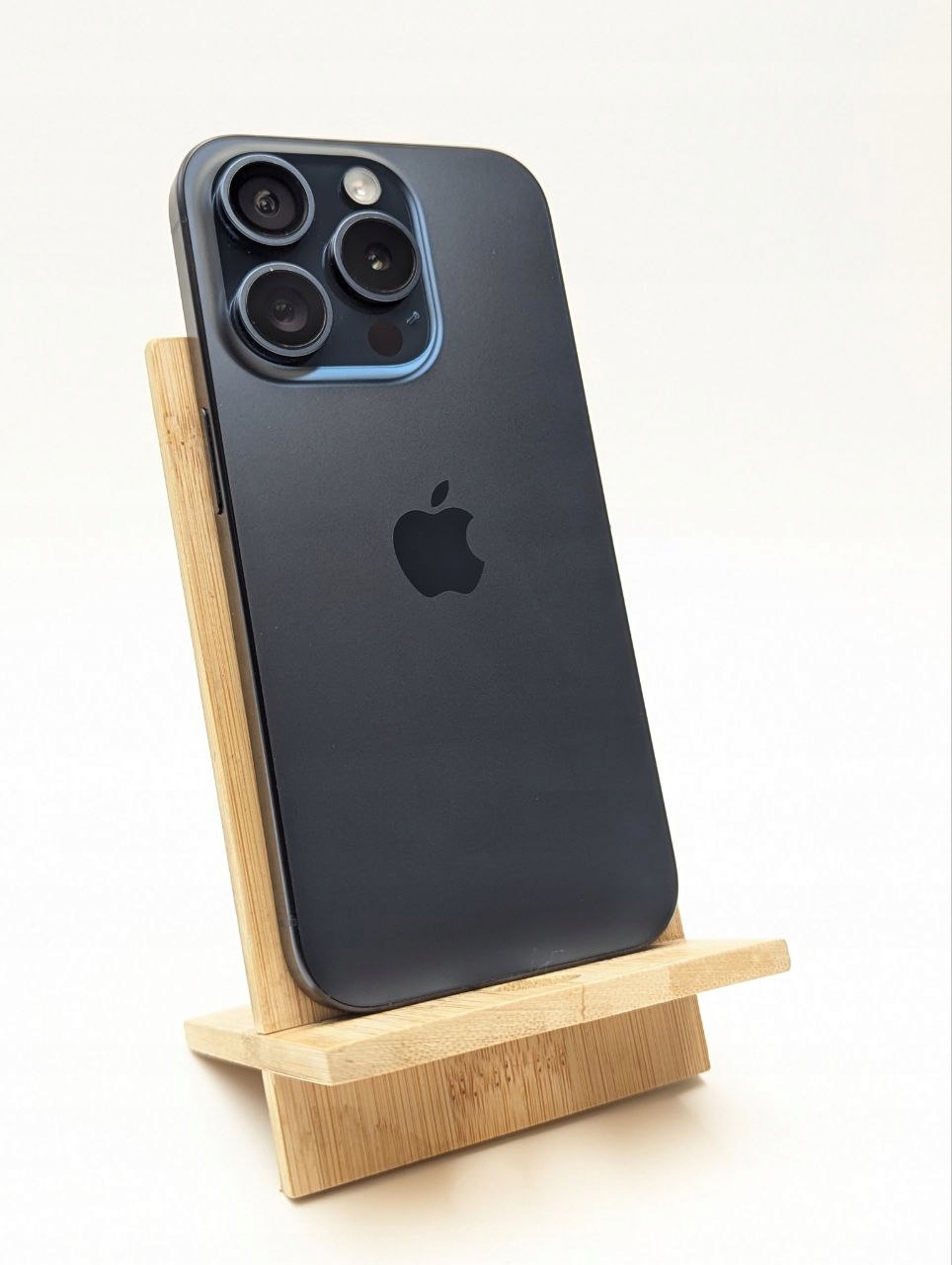 Smartfon Apple iPhone 15 Pro 8 GB / 128 GB 5G niebieski|eSim|bateria 100% (Powystawowy)