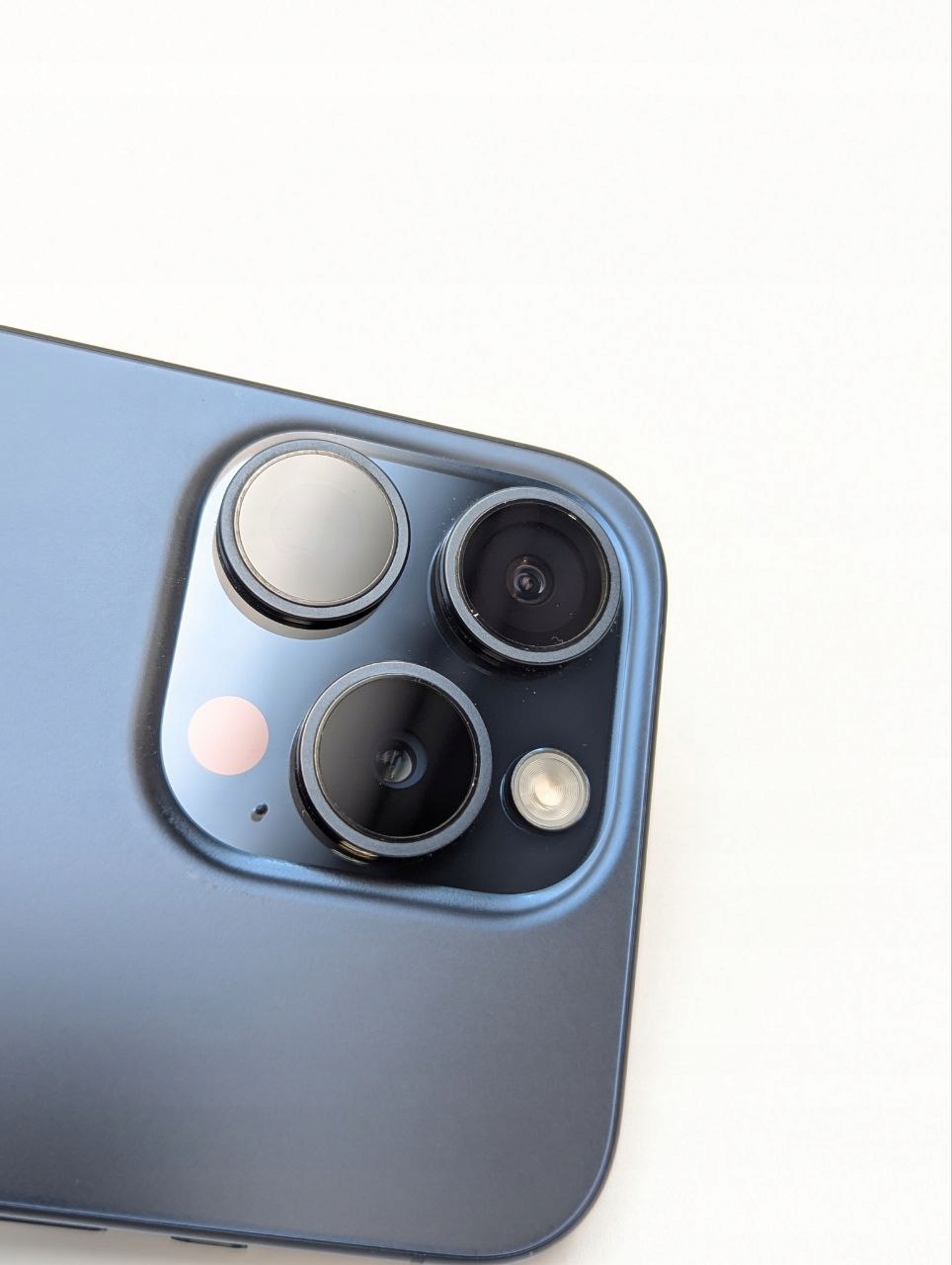 Smartfon Apple iPhone 15 Pro 8 GB / 128 GB 5G niebieski|bateria 100% (Powystawowy)