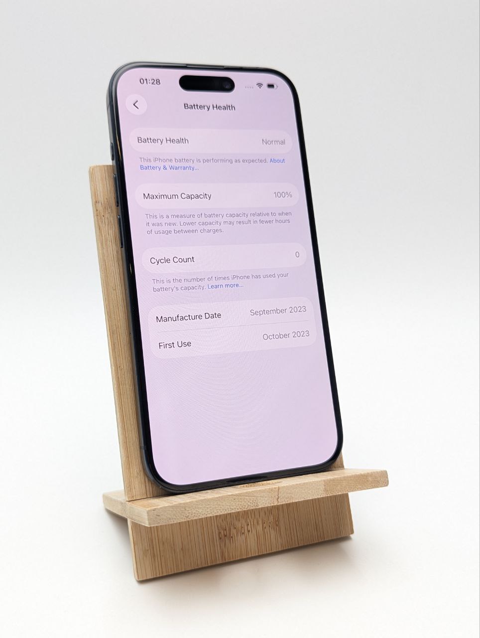 Smartfon Apple iPhone 15 Pro 8 GB / 128 GB 5G niebieski|bateria 100% (Powystawowy)