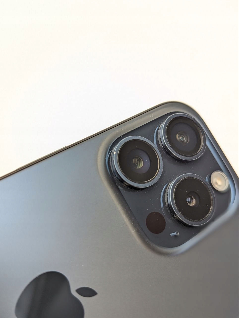 Apple iPhone 15 Pro 128GB niebieski| bateria 100% (Powystawowy)