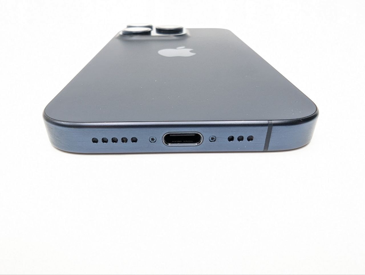 Smartfon Apple iPhone 15 Pro 8 GB / 128 GB 5G niebieski (Powystawowy)