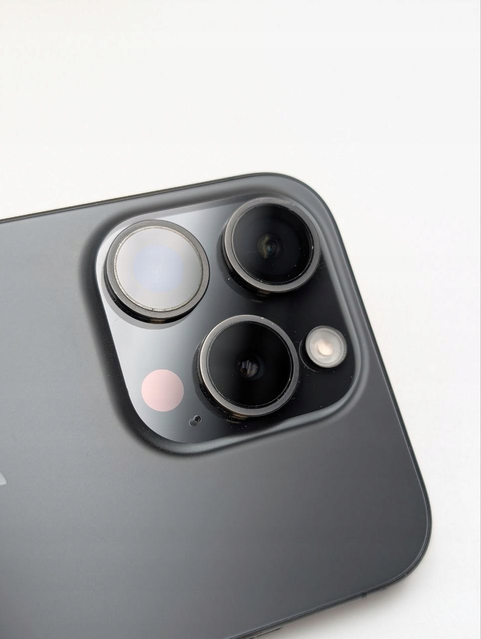 Apple iPhone 15 Pro 256GB Czarny | eSim | bateria 100% (Powystawowy)