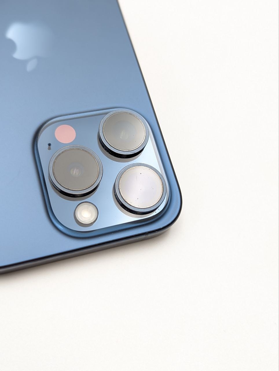 Apple iPhone 15 Pro 256GB niebieski| eSim (Używany)