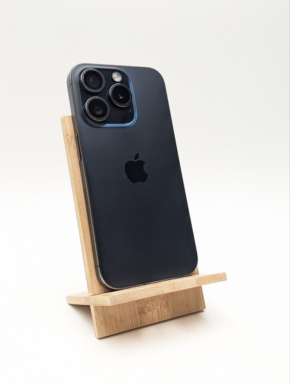 Apple iPhone 15 Pro 256GB niebieski| eSim (Używany)