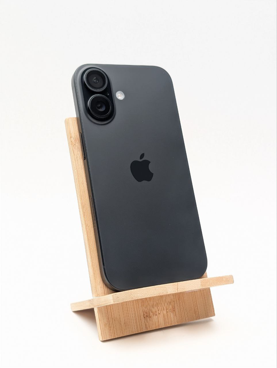 Apple iPhone 16 128GB Czarny | bateria 100% (Powystawowy)