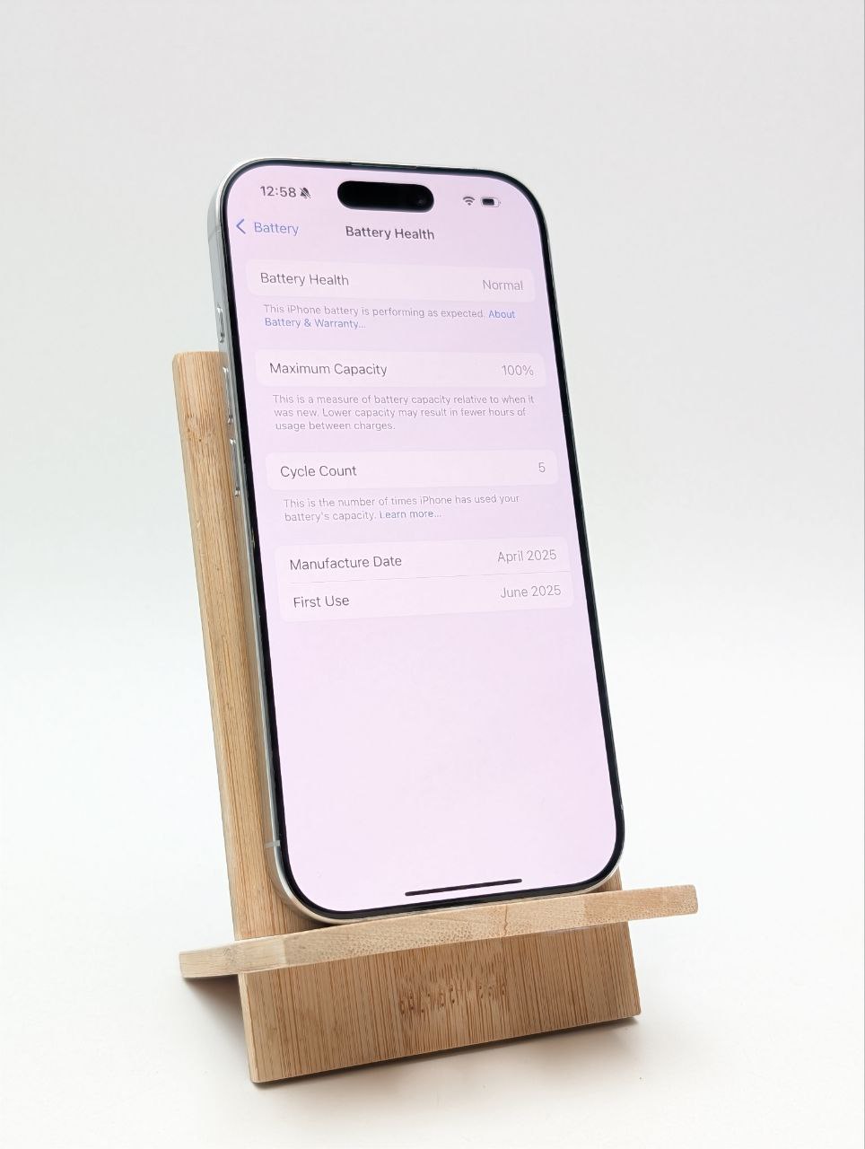 Apple iPhone 16 Pro 128GB Tytan biały| eSim | bateria 100% (Powystawowy)