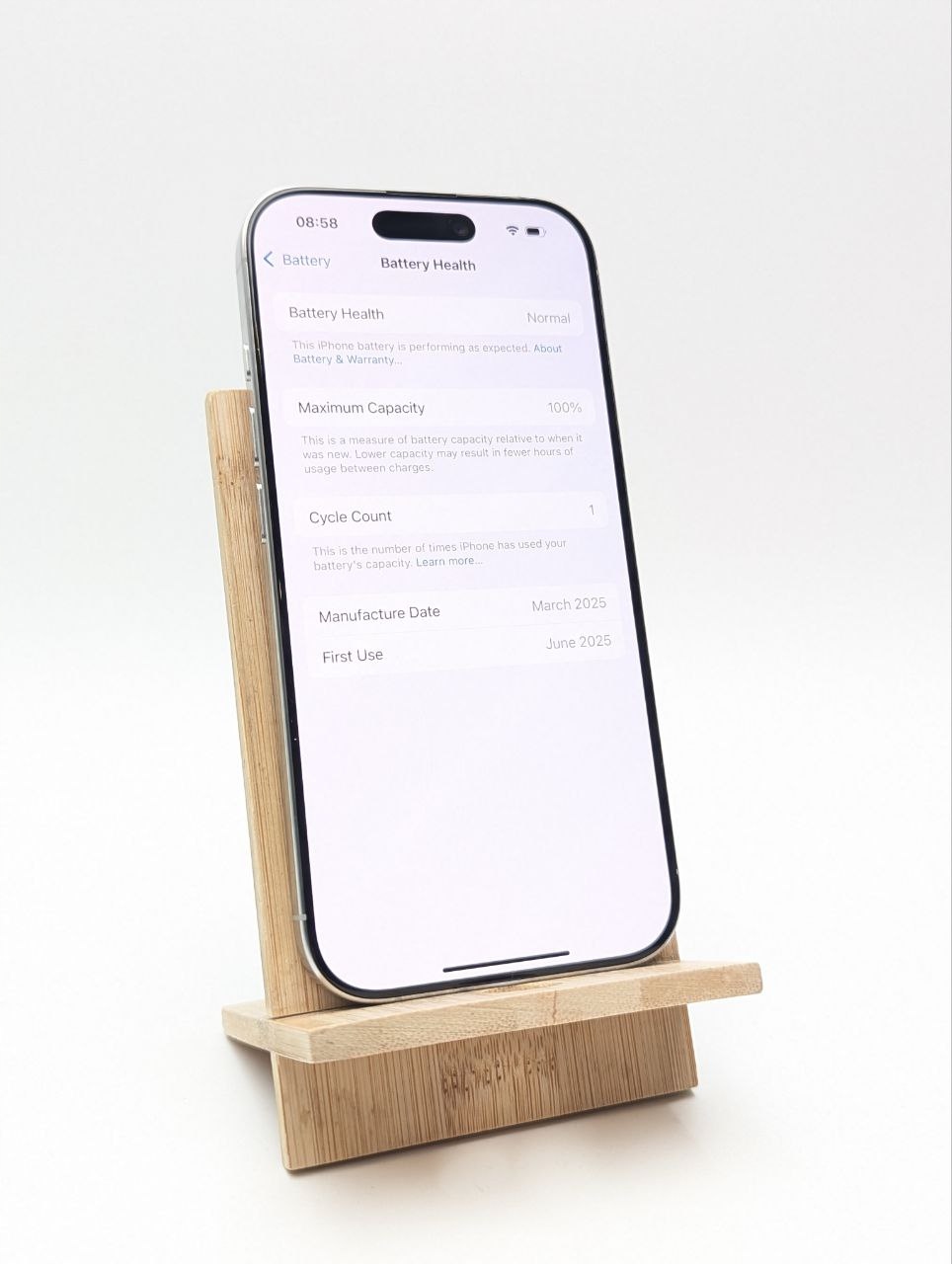 Apple iPhone 16 Pro 128 GB Tytan biały| eSim | bateria 100% (Powystawowy)