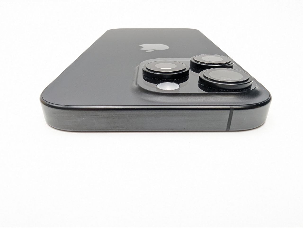 Apple iPhone 16 Pro 128GB Tytan Czarny (Powystawowy)