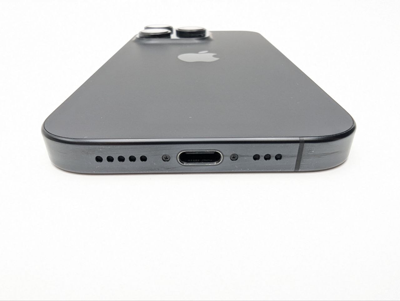 Apple iPhone 16 Pro 128GB Tytan Czarny| bateria 100% (Powystawowy)