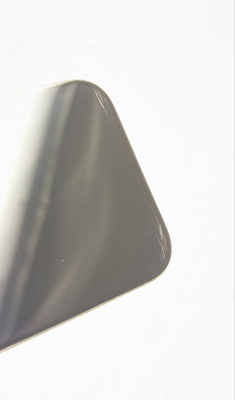 Apple iPhone 16 Pro 128GB Tytan Czarny| bateria 100% (Powystawowy)