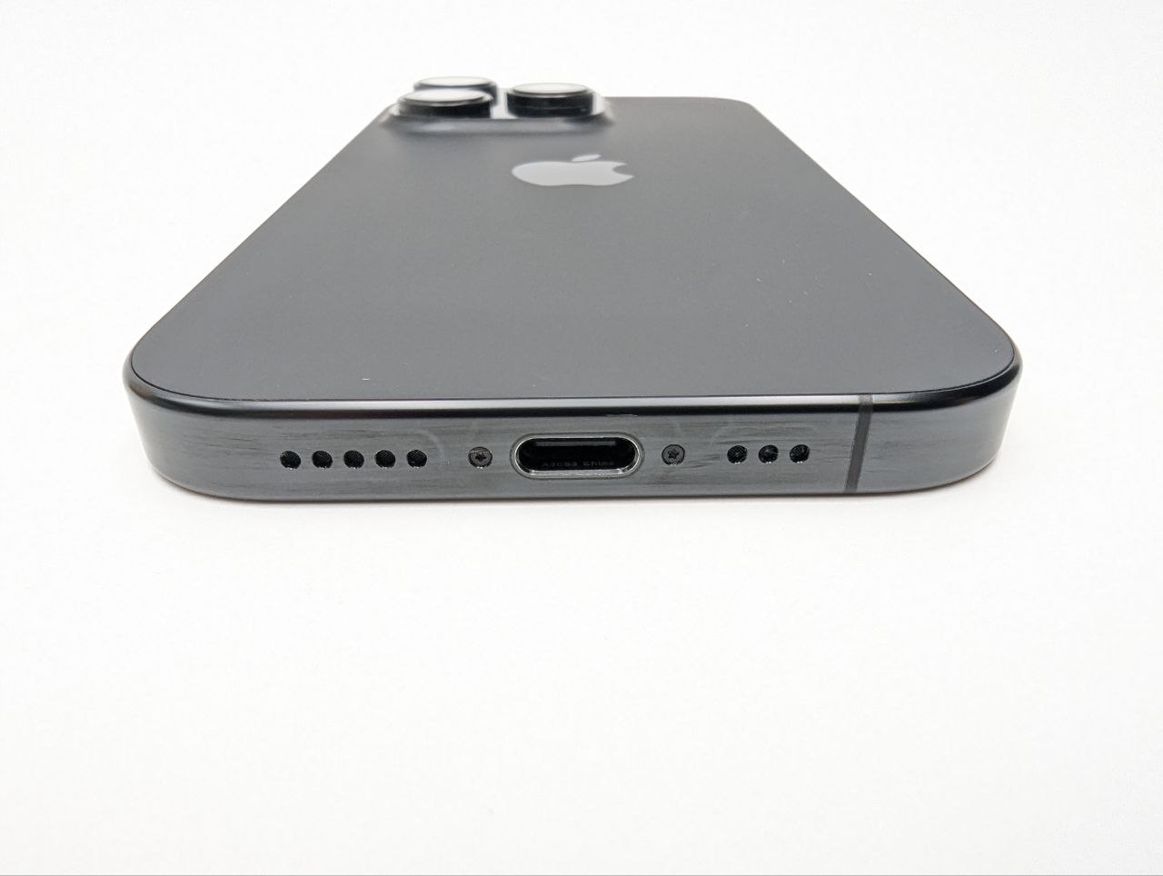 Apple iPhone 16 Pro 128GB Tytan Czarny| eSim (Używany)