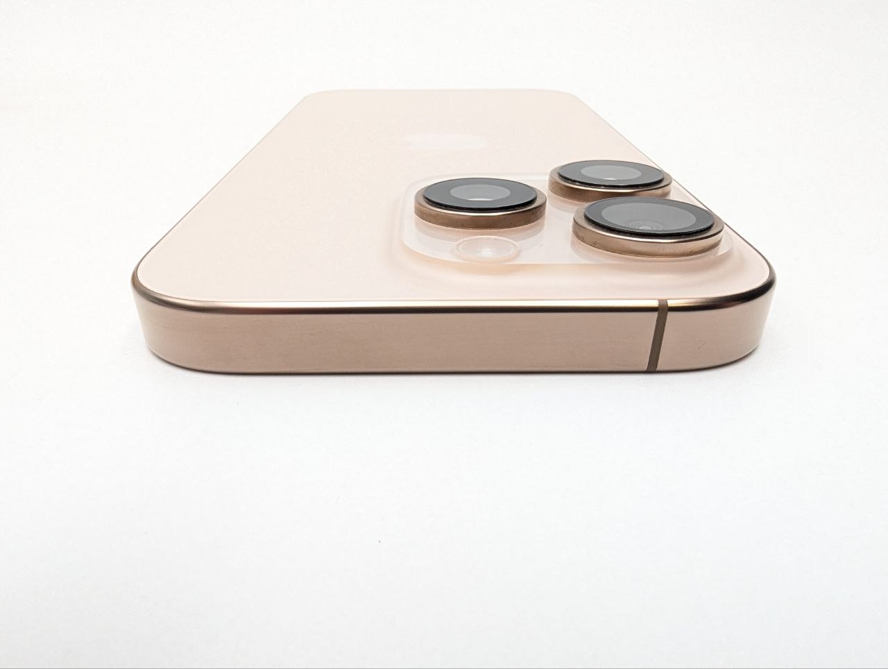 Apple iPhone 16 Pro 128GB Tytan pustynny| eSim | bateria 100% (Powystawowy)