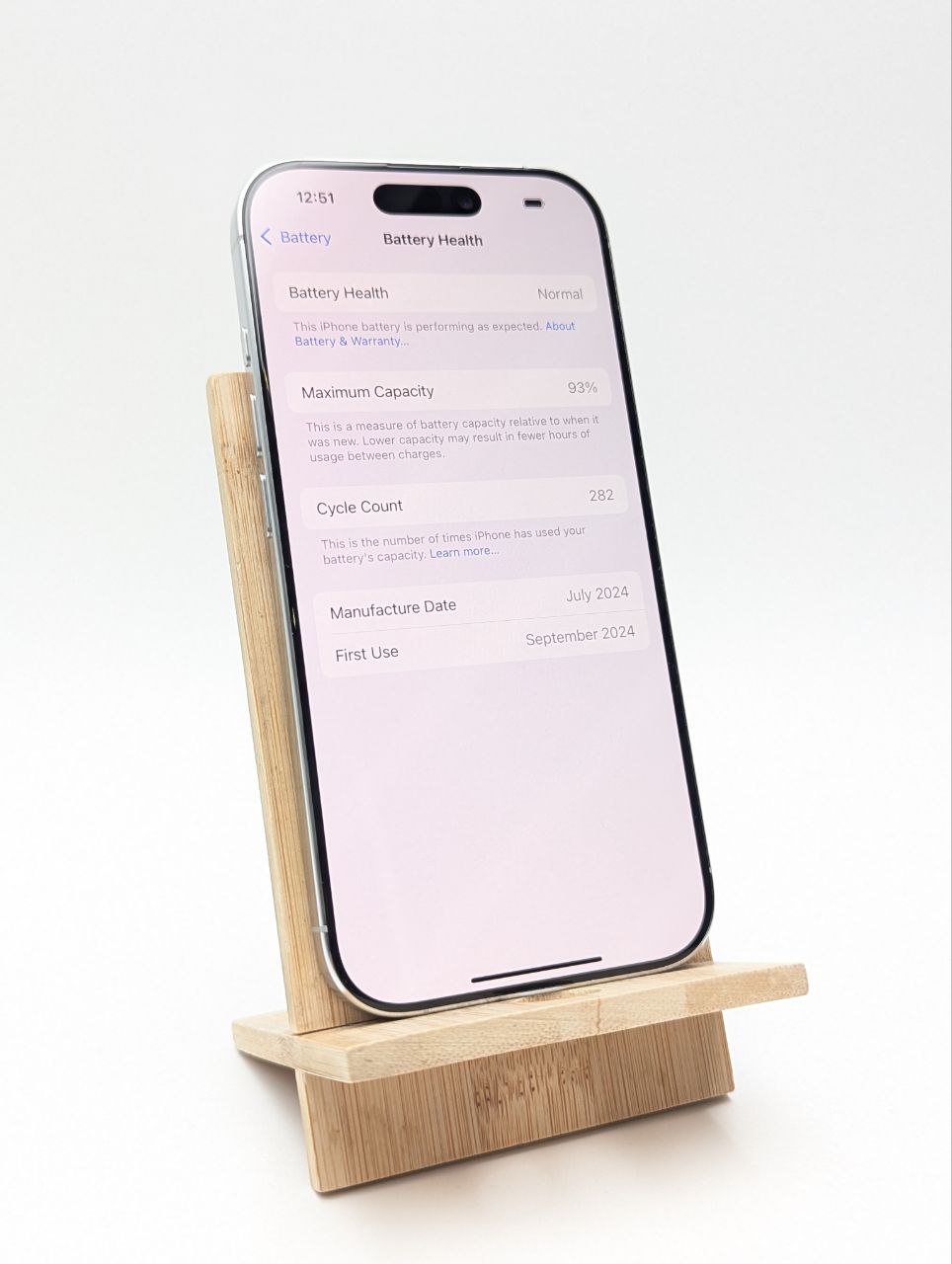 Apple iPhone 16 Pro 256GB Tytan Biały| eSim (Odnowiony przez producenta)