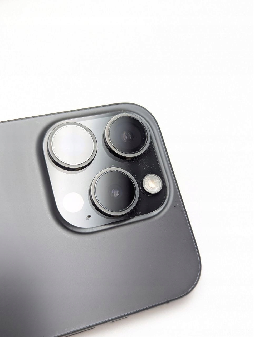 Apple iPhone 16 Pro 256GB Tytan Czarny| eSim (Powystawowy)