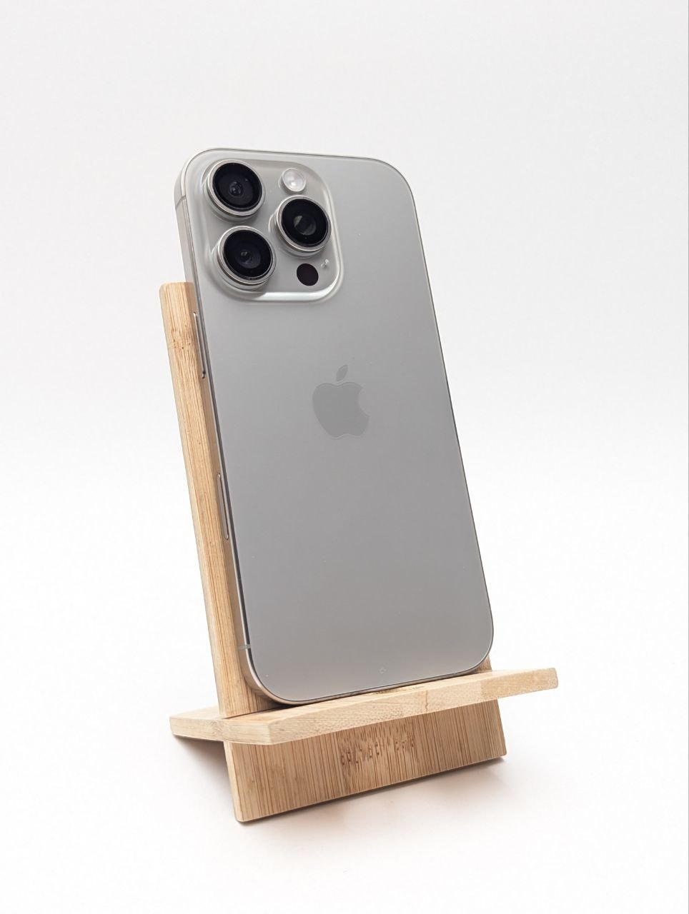 Apple iPhone 16 Pro 256 GB Tytan Naturalny | eSim | bateria 100% (Używany)