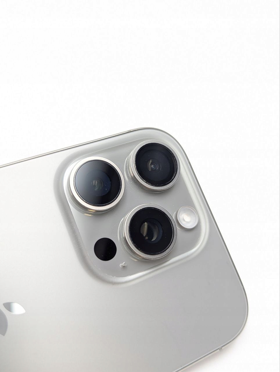 Apple iPhone 16 Pro 256 GB Tytan naturalny| eSim (Powystawowy)