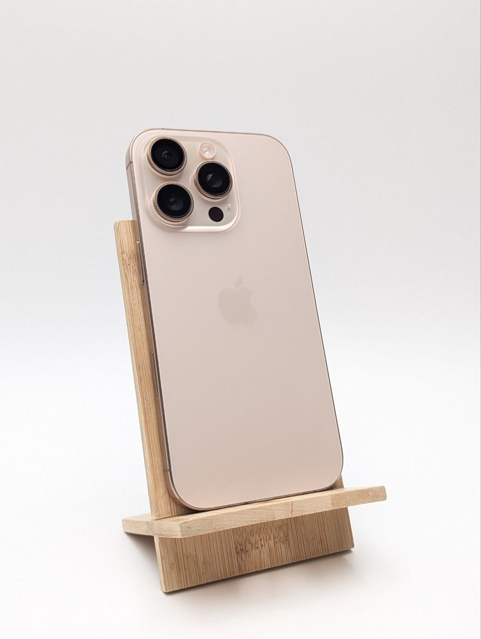 Apple iPhone 16 Pro 256GB Tytan Pustynny| eSim| bateria 100% (Powystawowy)