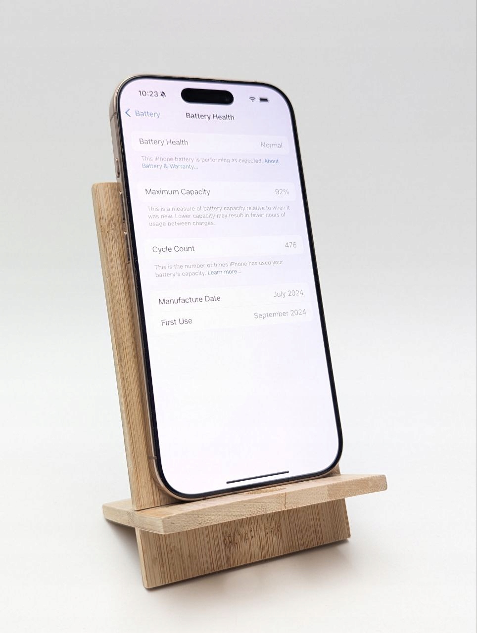 Apple iPhone 16 Pro 512GB Tytan Pustynny | eSim (Używany)