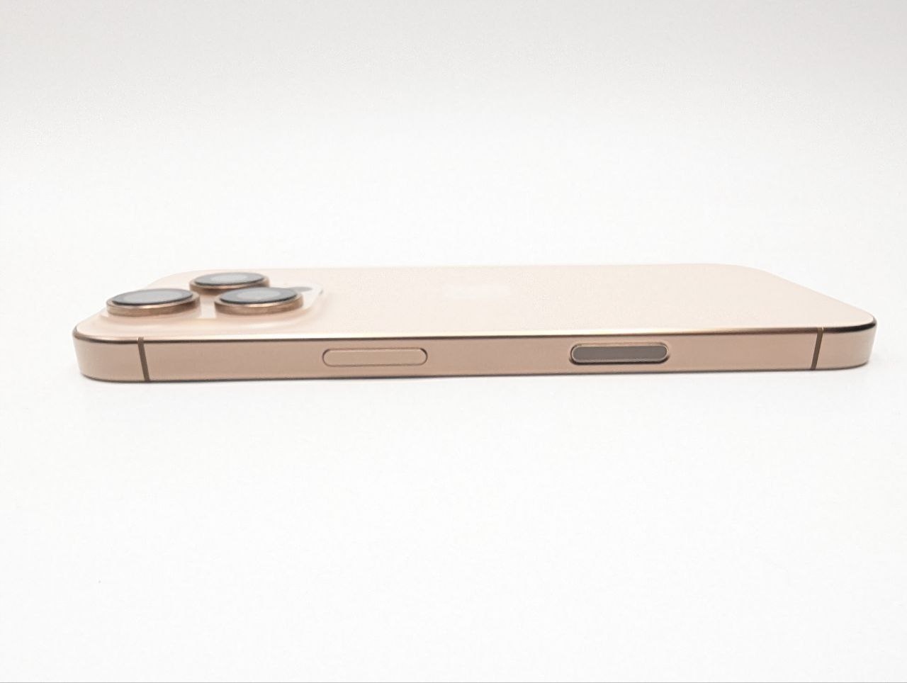 Apple iPhone 16 Pro 512GB Tytan Pustynny | eSim (Używany)