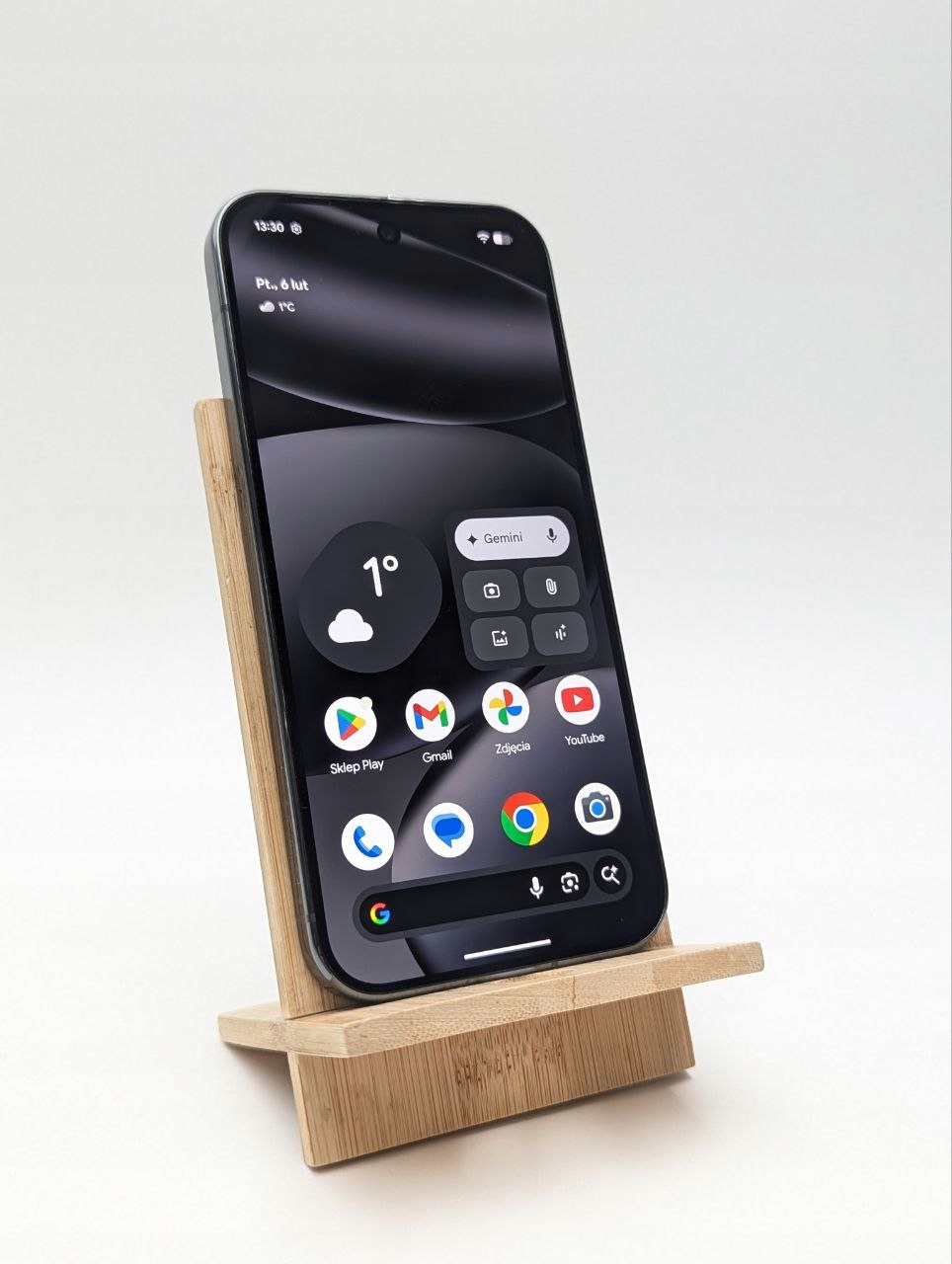 Google Pixel 10 Pro 256GB Obsydian | OUTLET (Powystawowy)