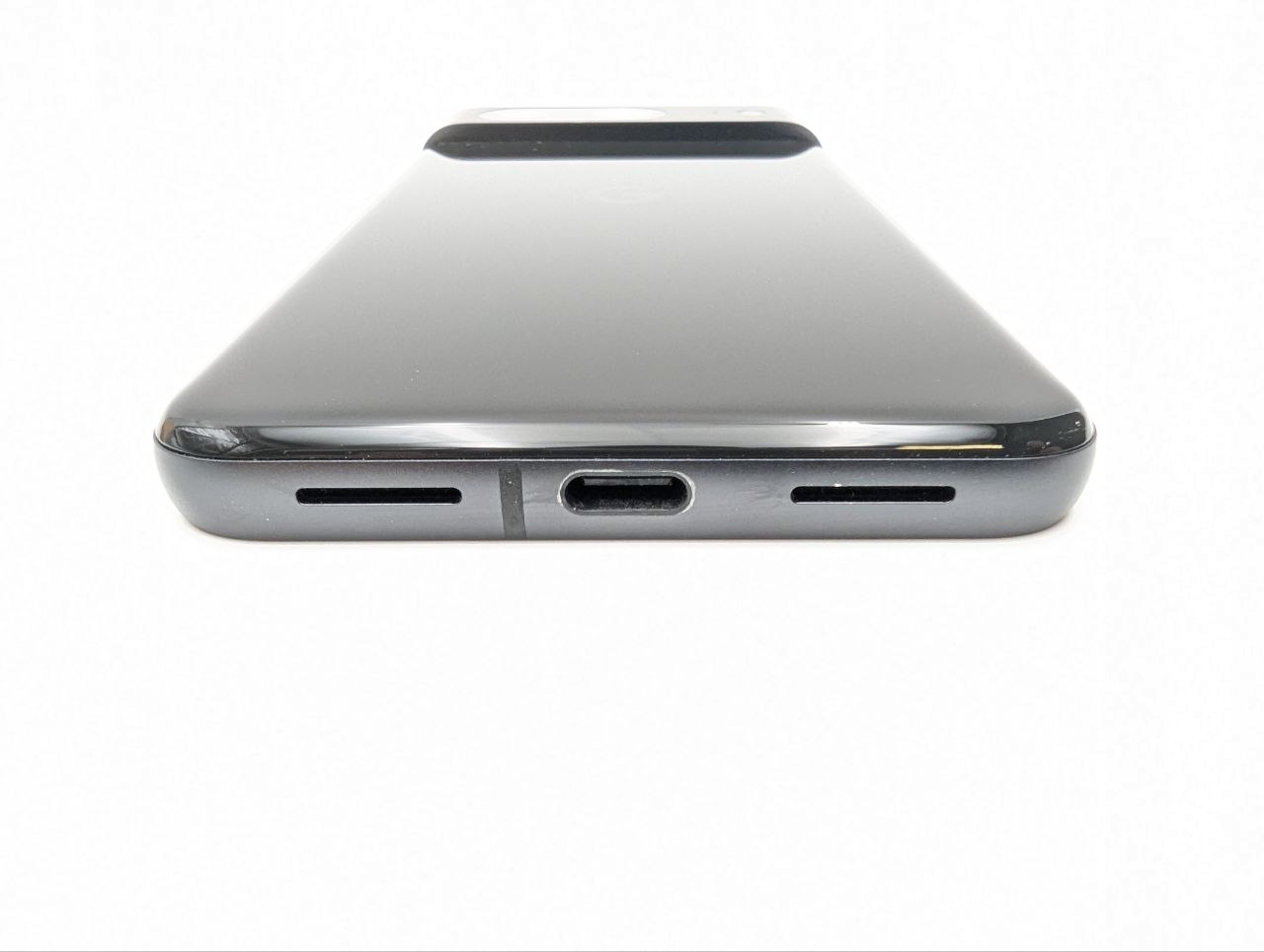 Smartfon Google Pixel 8 GB / 128 GB 5G czarny |OUTLET (Powystawowy)