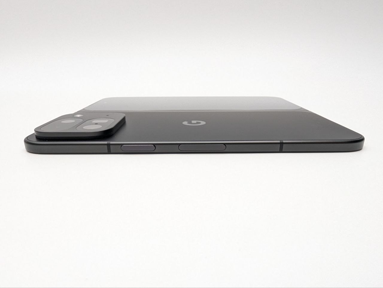 Google Pixel 9 Pro Fold 256GB Czarny (Powystawowy)