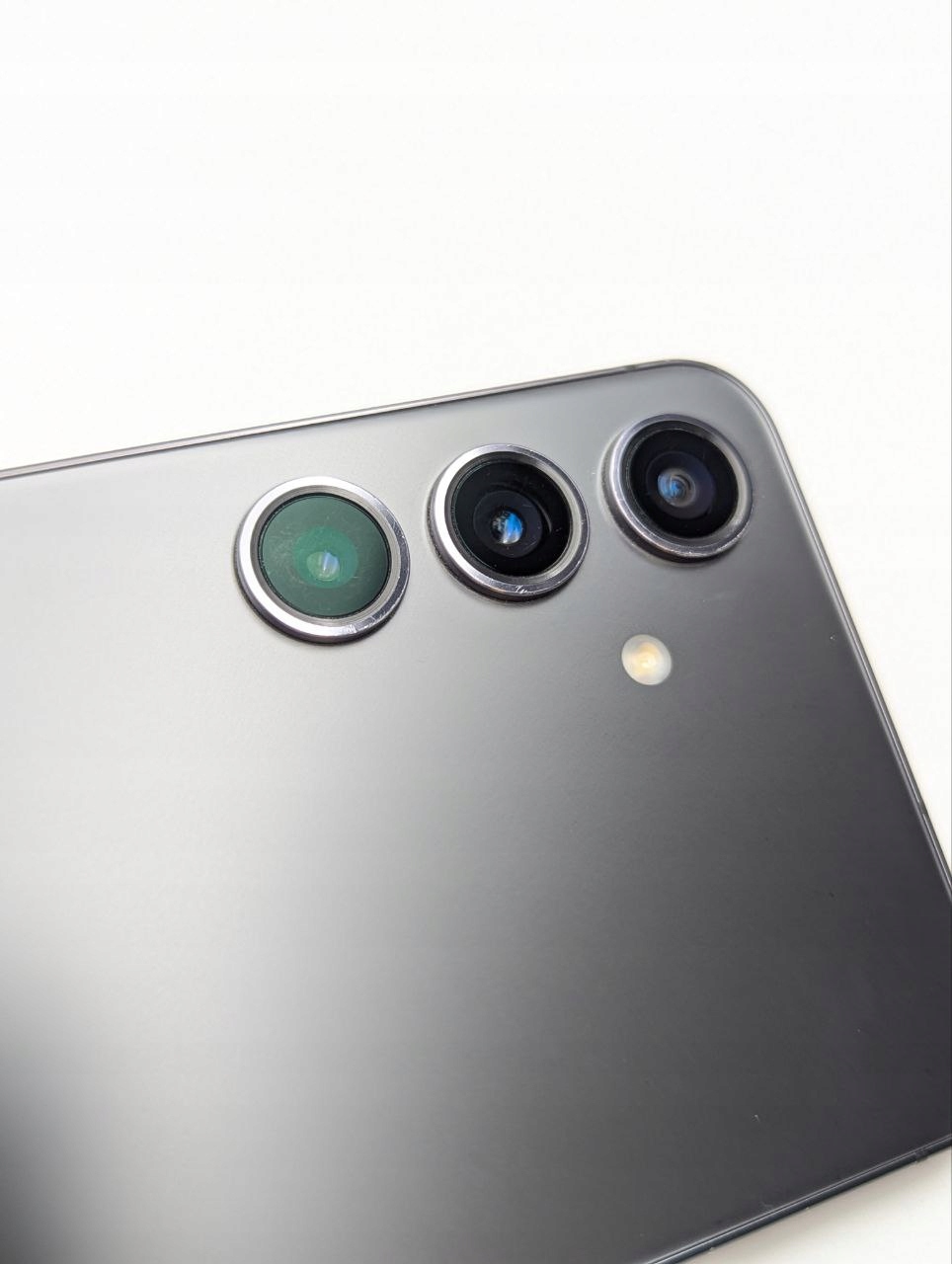 Samsung Galaxy S24 128GB Czarny (Powystawowy)