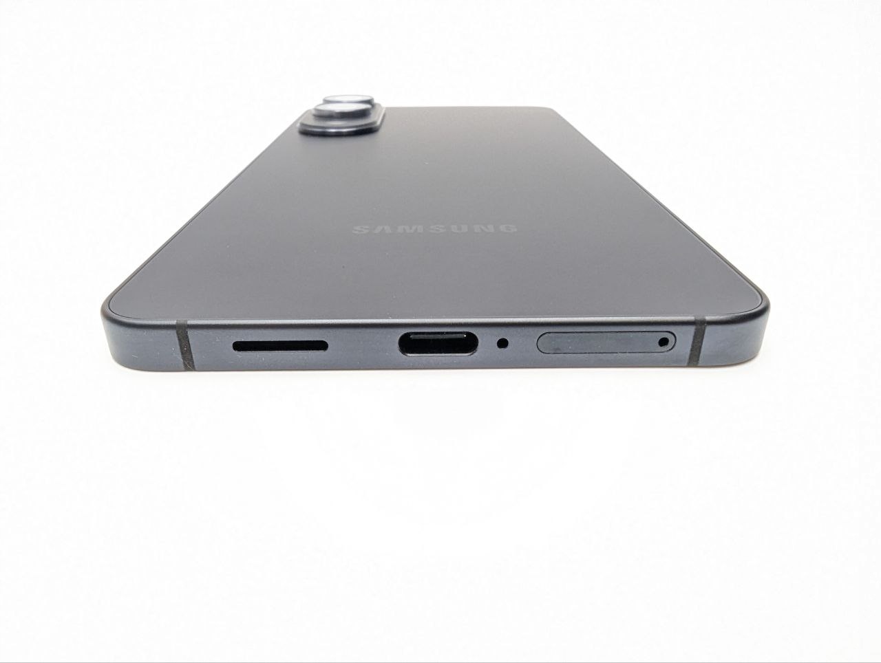 Samsung Galaxy S25 Edge 256GB Tytanowy Czarny (Powystawowy)