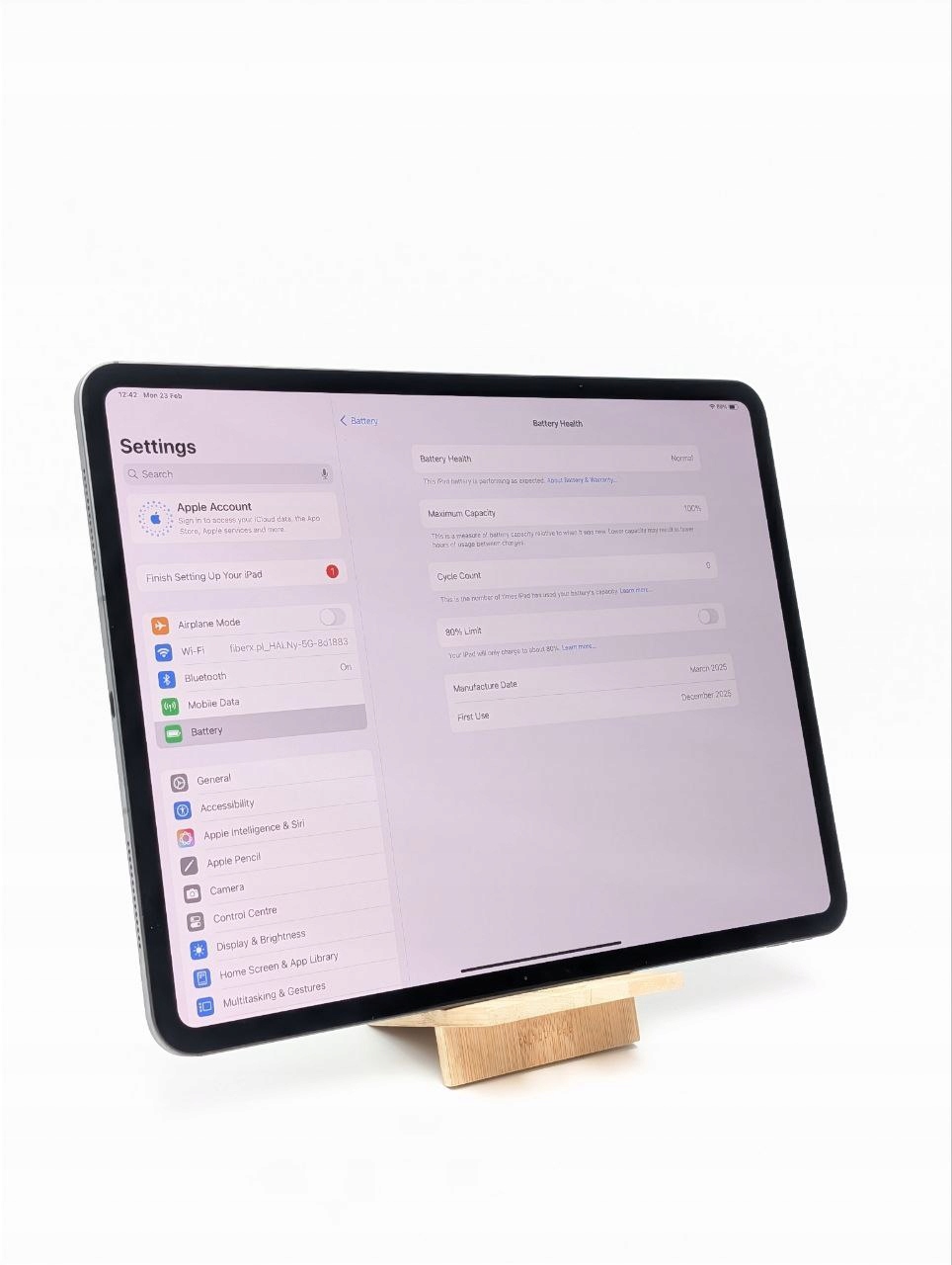 Apple iPad Pro 13" M4 256GB Wi-Fi+ Cellular Gwiezdna Czerń (Powystawowy)