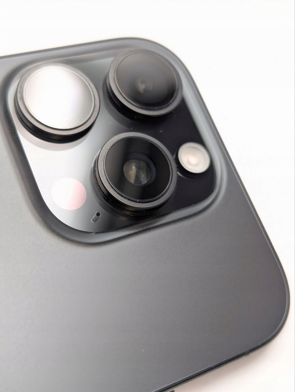 Apple iPhone 16 Pro 512GB Tytan Czarny| eSim (Powystawowy)