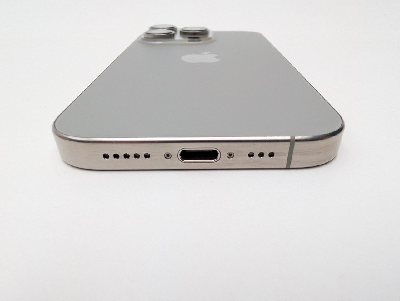 Apple iPhone 16 Pro 512GB Tytan Naturalny | eSim (Powystawowy)