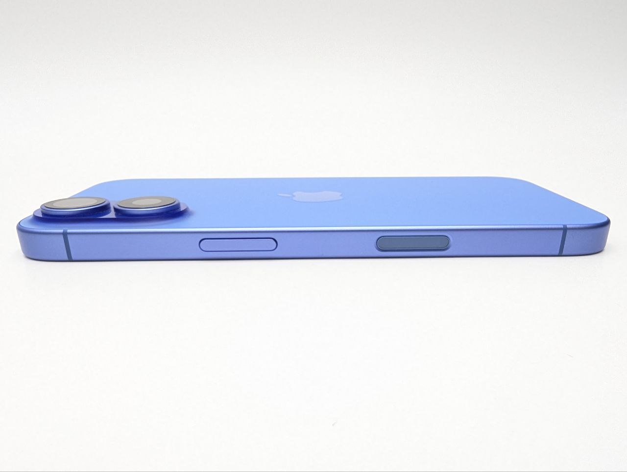 Apple iPhone 16 128GB Ultramaryna| bateria 100% (Powystawowy)