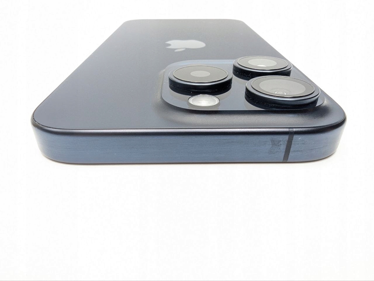 Smartfon Apple iPhone 15 Pro 8 GB / 128 GB 5G niebieski|bateria 100% (Powystawowy)