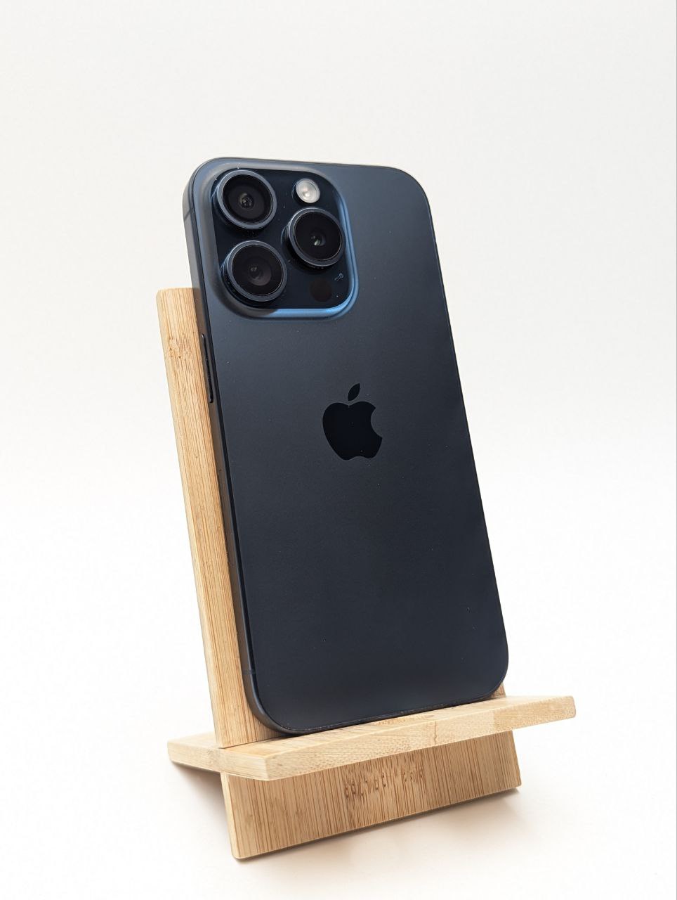 Apple iPhone 15 Pro 256GB niebieski| eSim (Używany)