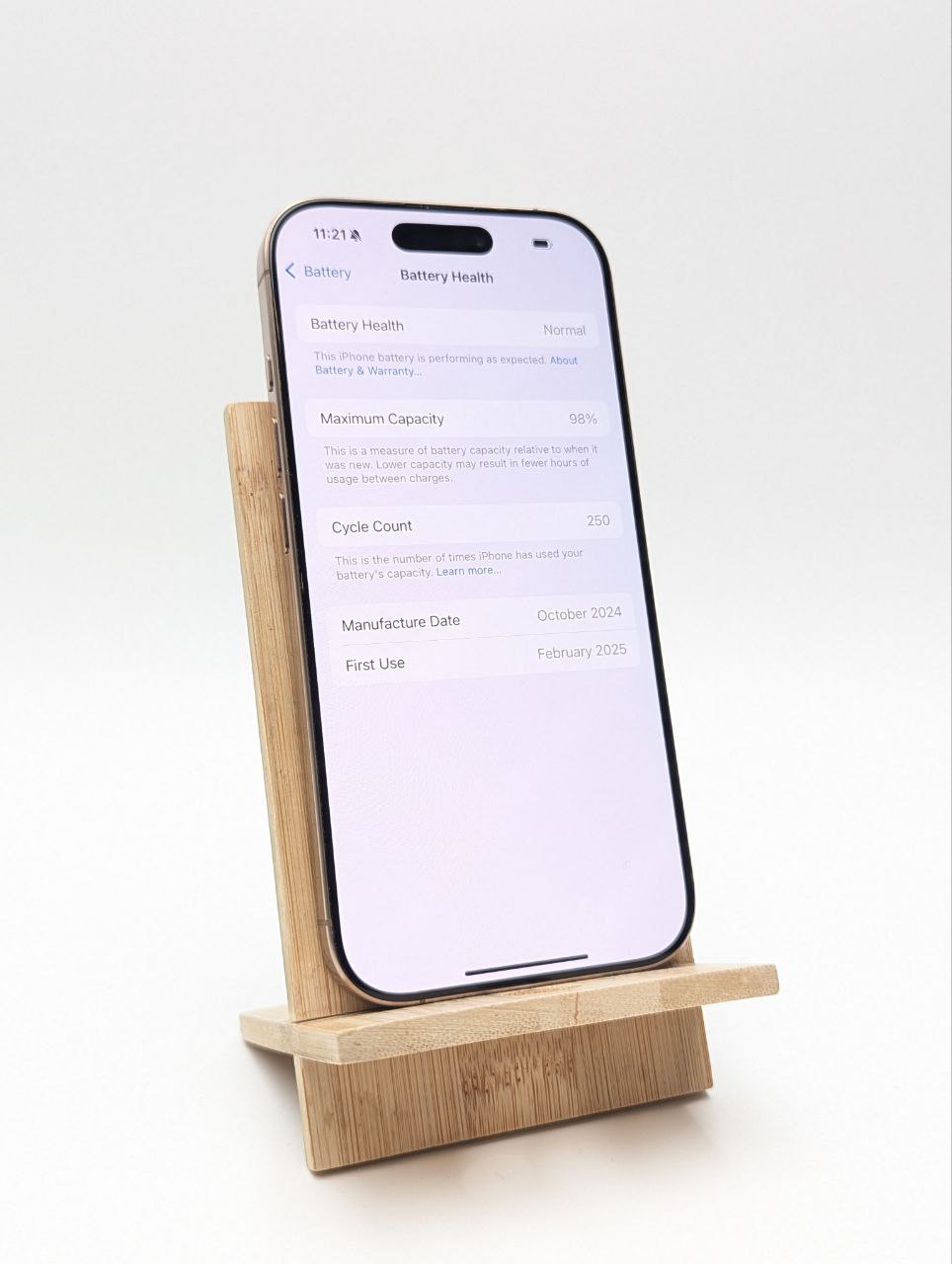 Apple iPhone 16 Pro 128GB Tytan pustynny| eSim | bateria 100% (Powystawowy)