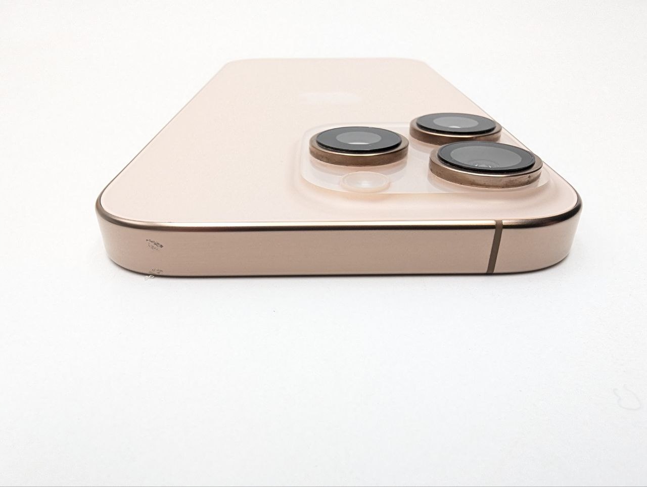 Apple iPhone 16 Pro 128GB Tytan pustynny| eSim | bateria 100% (Powystawowy)