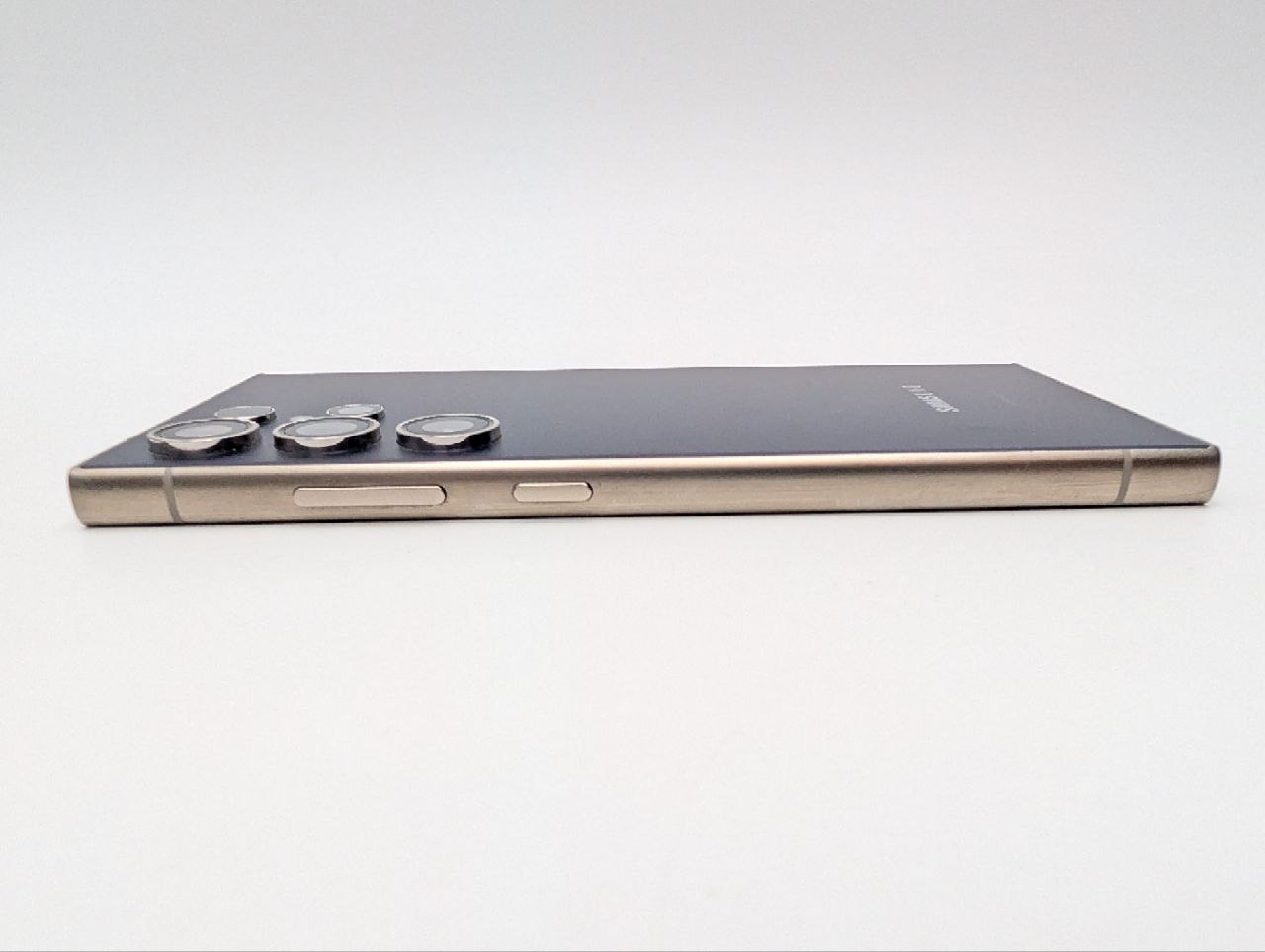 Samsung Galaxy S24 Ultra 256GB Fioletowy (Powystawowy)