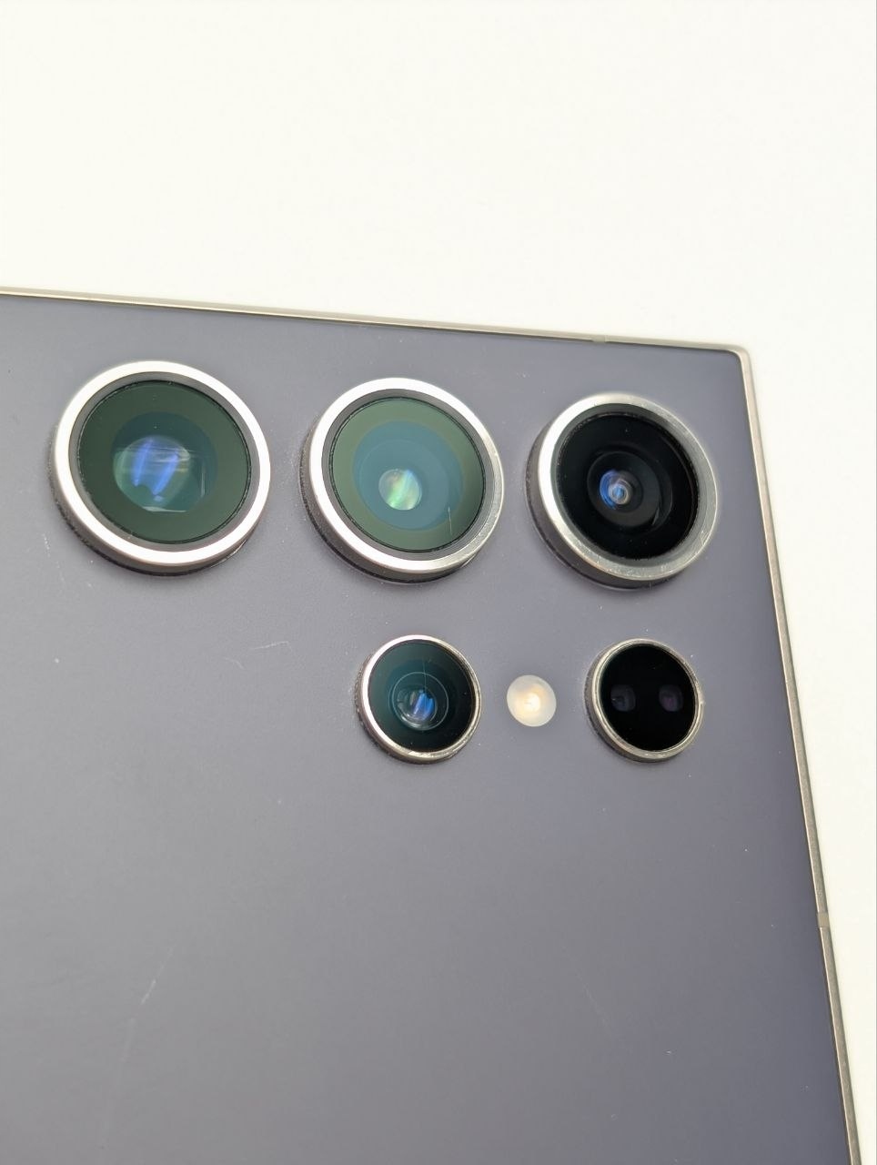 Samsung Galaxy S24 Ultra 256GB Fioletowy (Powystawowy)