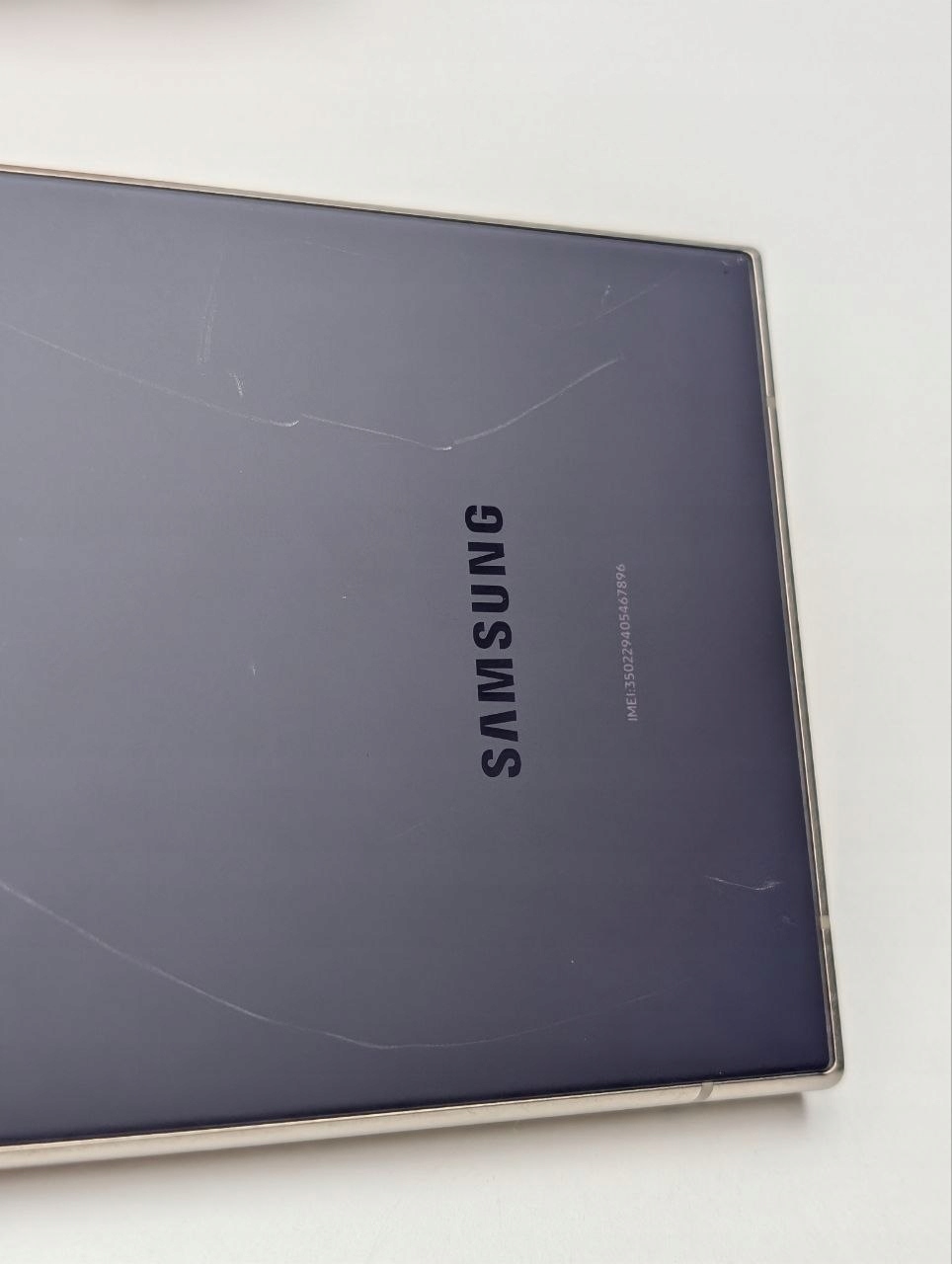 Samsung Galaxy S24 Ultra 256GB Fioletowy (Powystawowy)