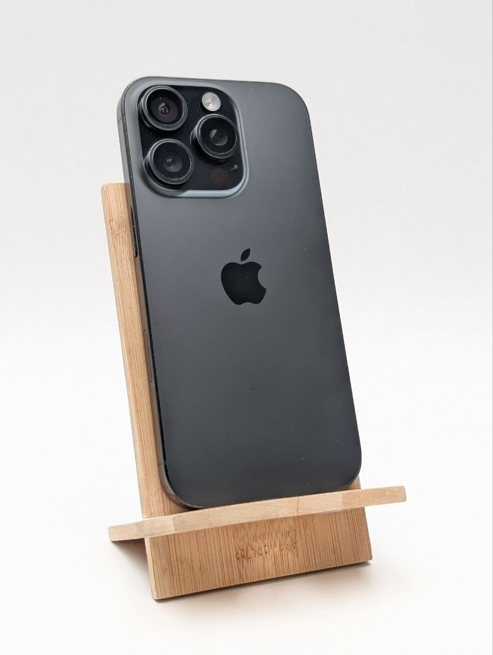 Apple iPhone 16 Pro 256GB Tytan Czarny (Używany)