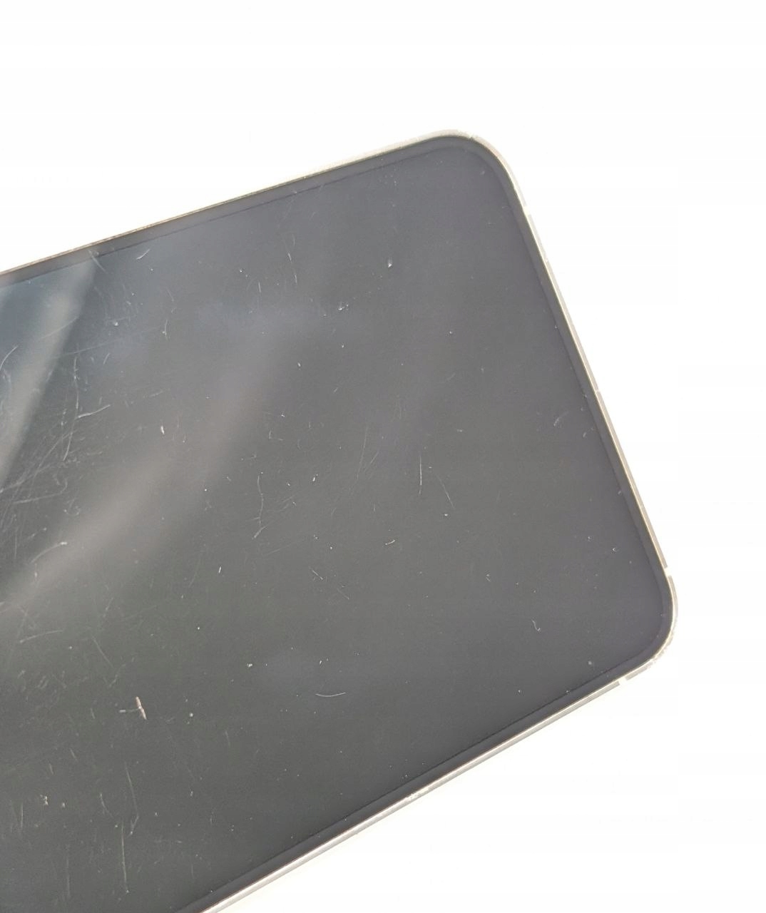 Samsung Galaxy S24 128GB srebrny (Używany)