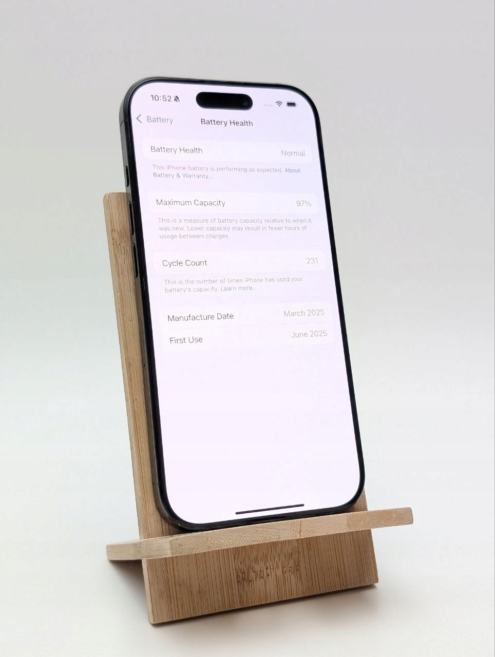 Apple iPhone 16 Pro 256GB Tytan Czarny (Powystawowy)