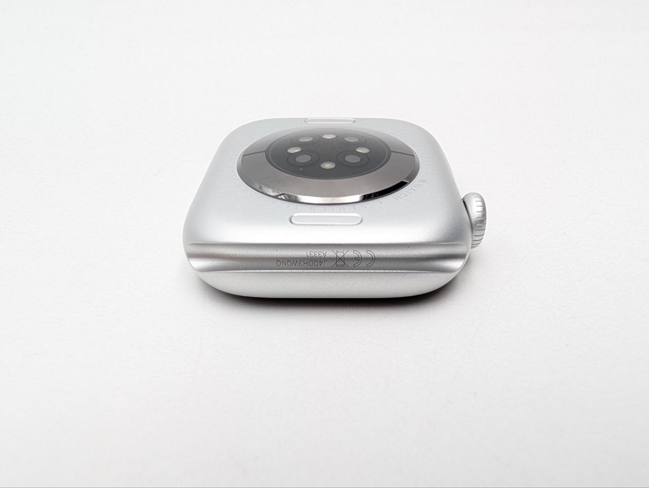 Apple Watch Series 11 GPS 42mm srebrny z paskiem S/M (Powystawowy)