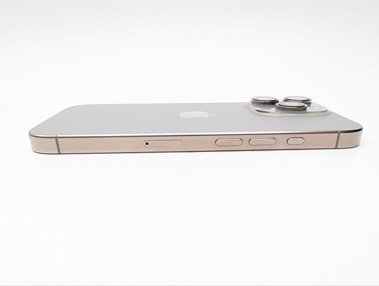 Apple iPhone 16 Pro 512GB Tytan Naturalny | bateria 100% (Powystawowy)