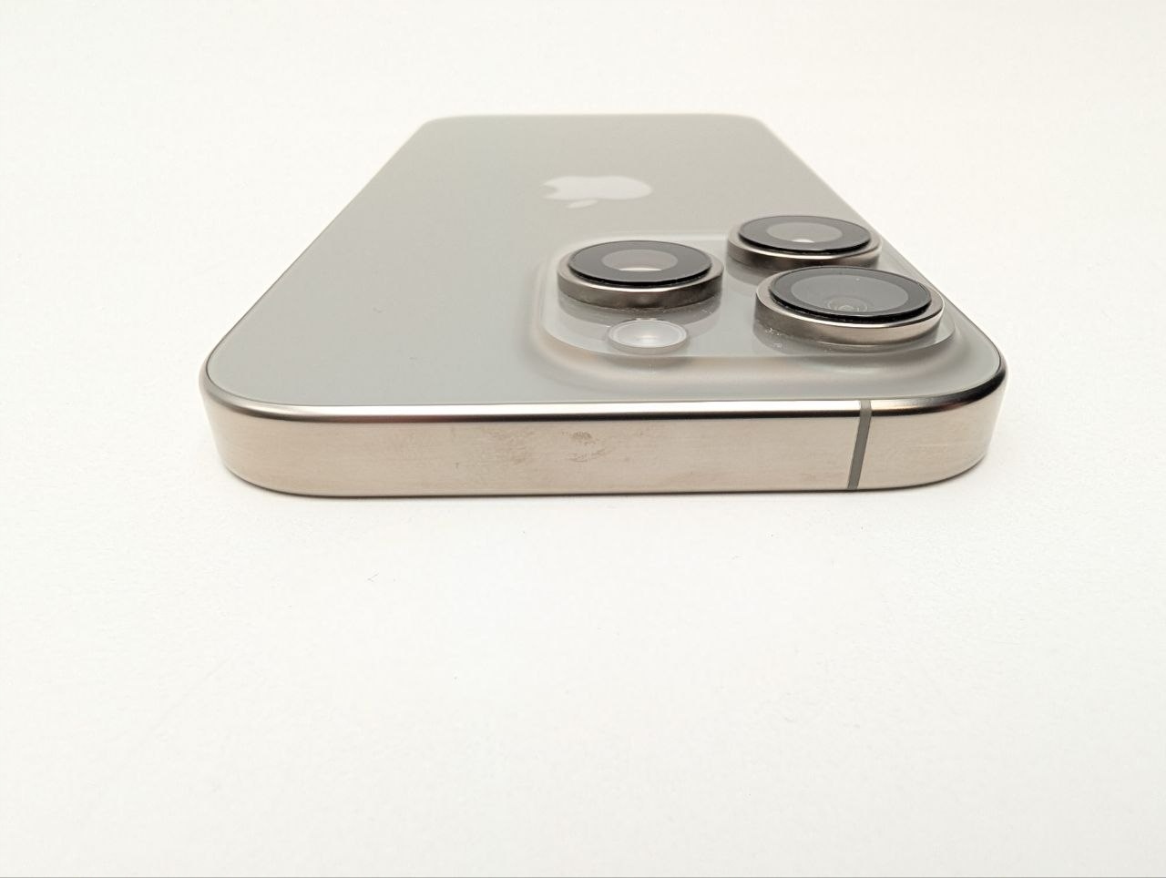 Apple iPhone 16 Pro 256GB Tytan Naturalny | bateria 100% (Powystawowy)