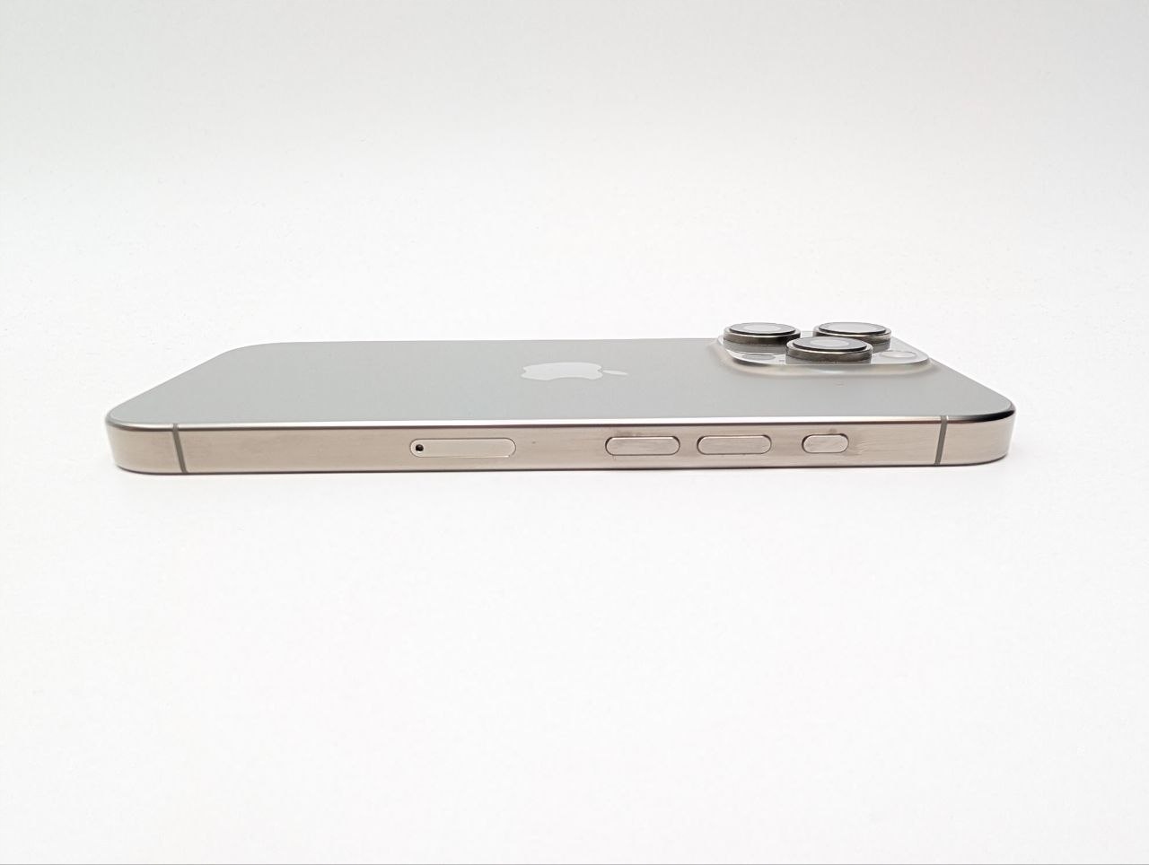 Apple iPhone 16 Pro 256GB Tytan Naturalny | bateria 100% (Powystawowy)