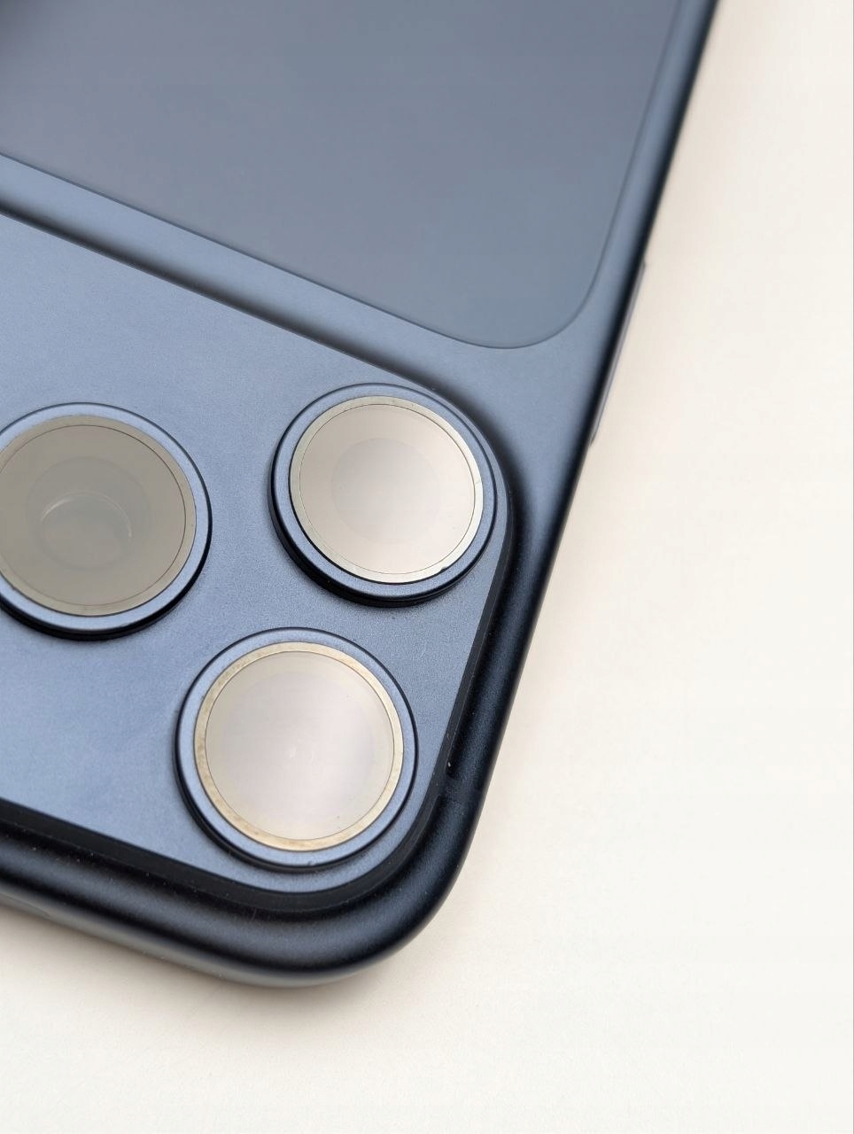 Apple iPhone 17 Pro Max 256 GB Głębinowy błękit | eSim | bateria 100% (Powystawowy)